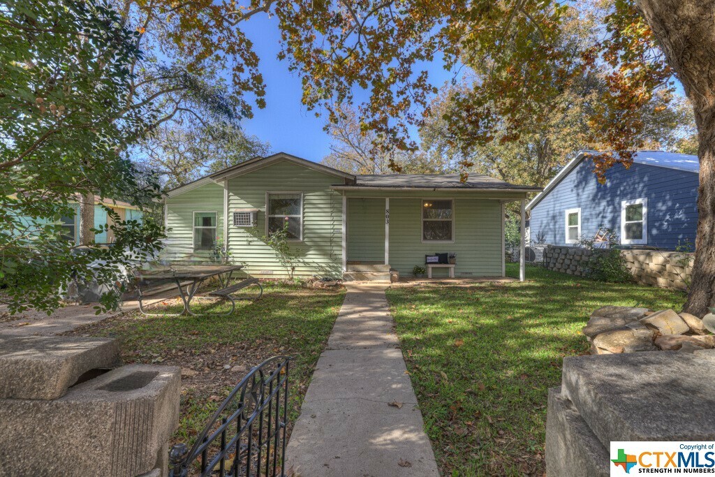 Property Photo:  803 Barbara Drive  TX 78666 