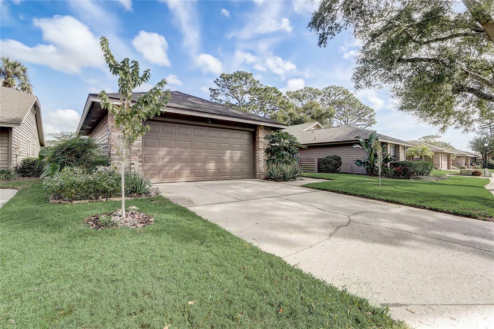 Property Photo: 267 W Sabal Palm Place FL 32779