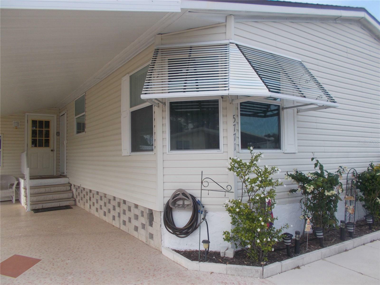 Property Photo:  5771 Holiday Park Boulevard  FL 34287 