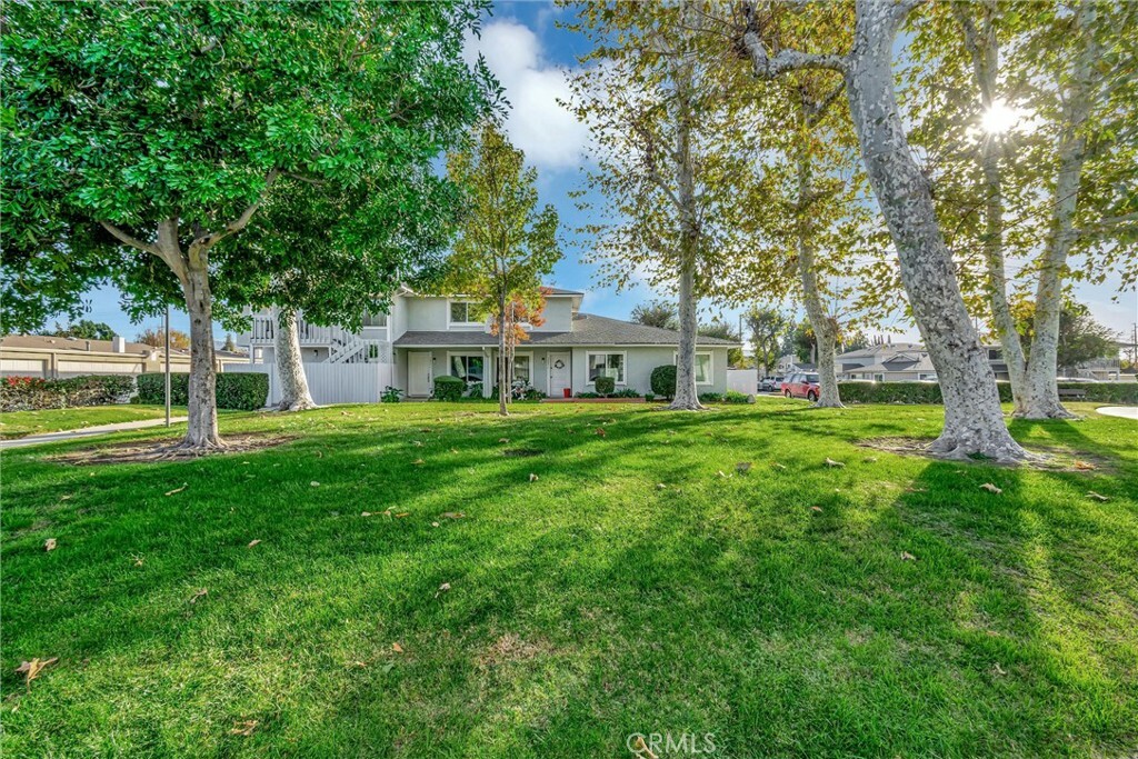 Property Photo:  3469 Lockwood Court 54  CA 93063 