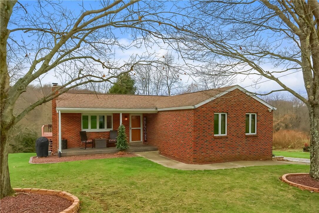 Property Photo:  220 Kilgallen Road  PA 16002