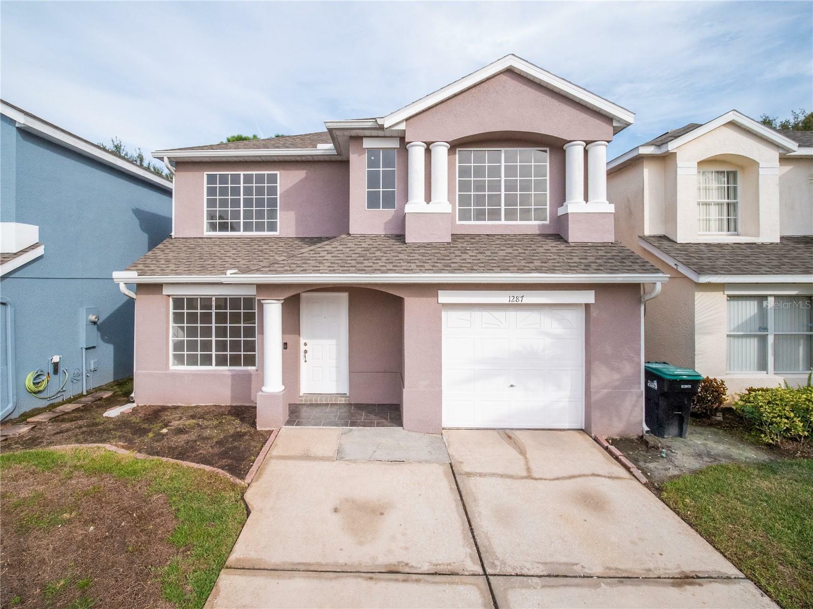 Property Photo: 1287 Sandestin Way FL 32824