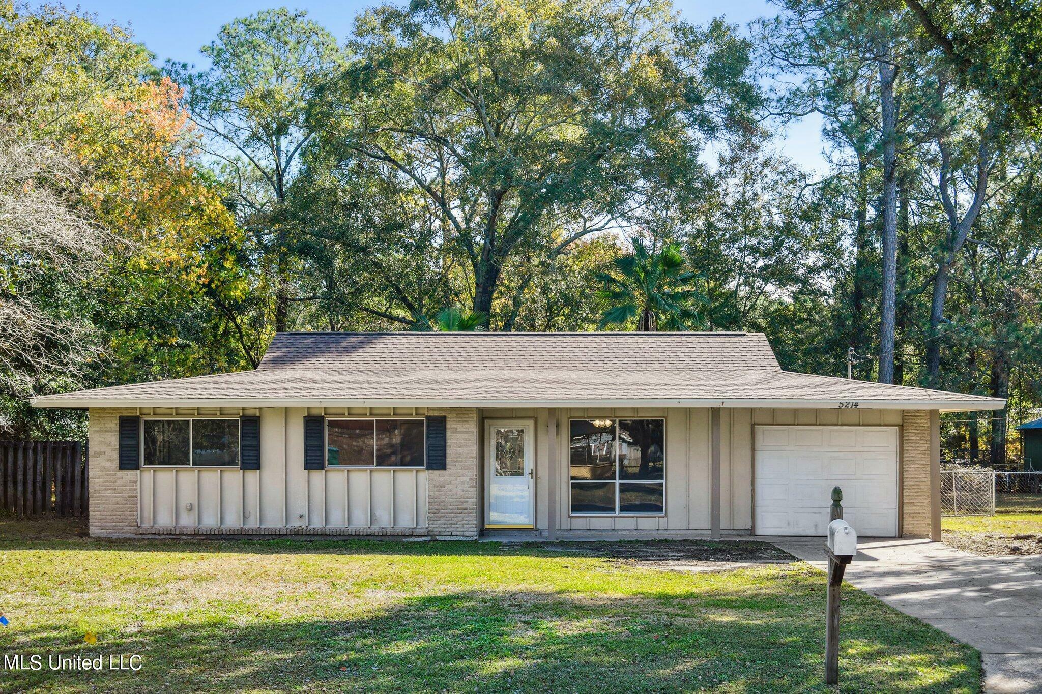 5214 Little John Street  Pascagoula MS 39581 photo