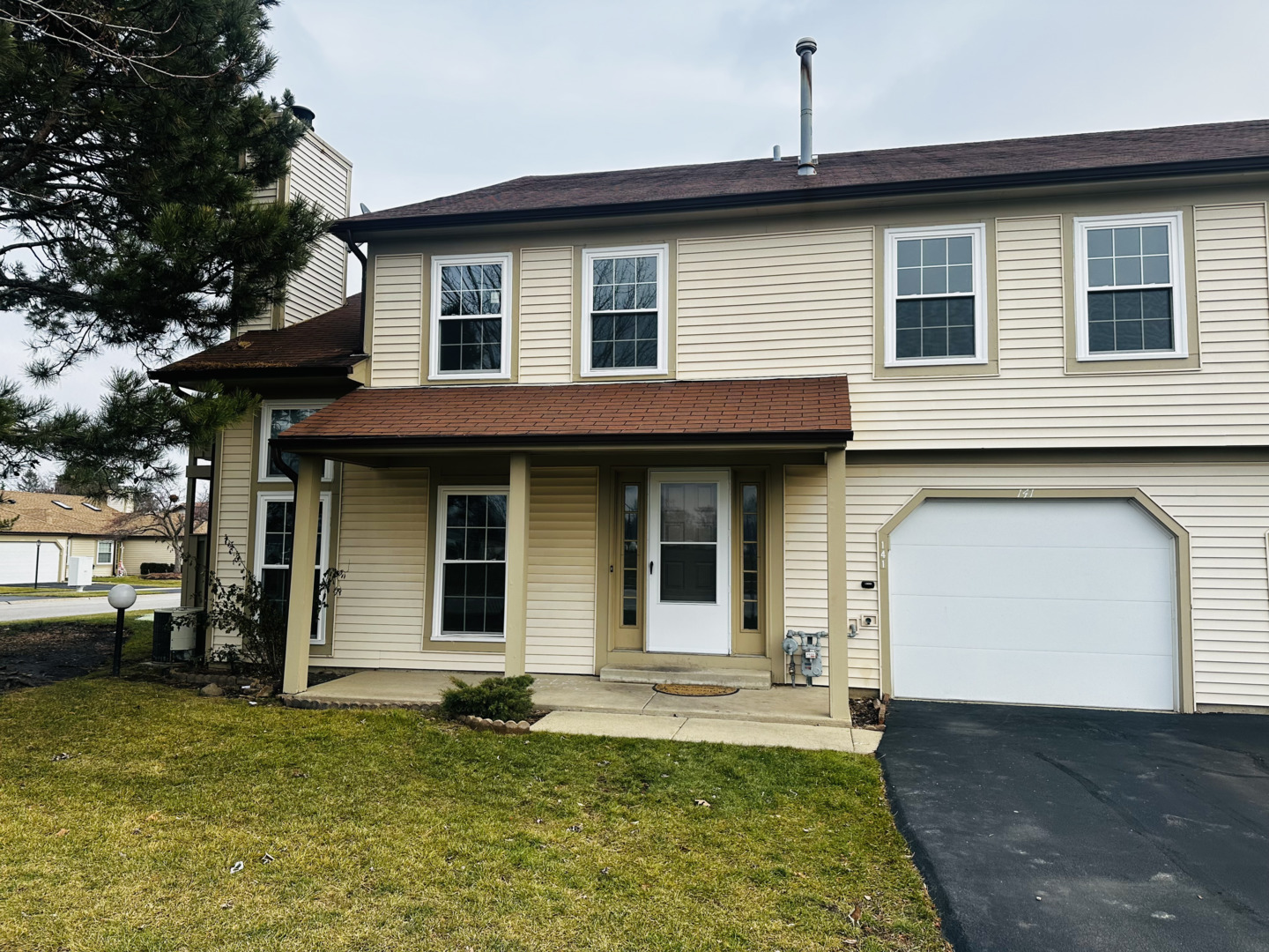 Property Photo: 141 East Avenue IL 60107