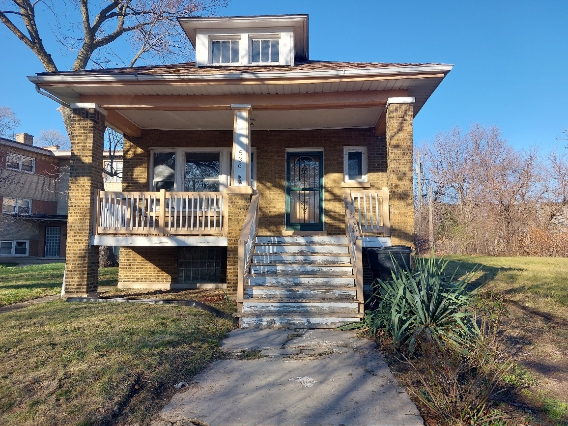 Property Photo: 536 W Winneconna Parkway IL 60620