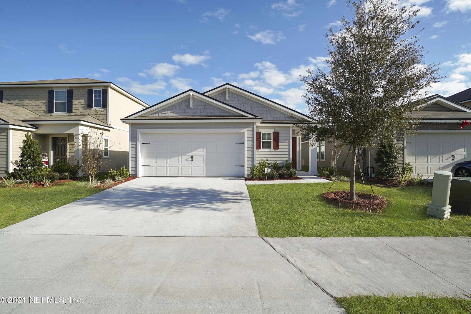 Property Photo: 8408 Meadow Walk Lane FL 32256