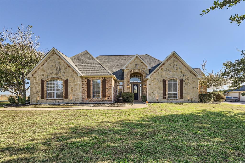 Property Photo: 261 Quail Creek Road TX 75032