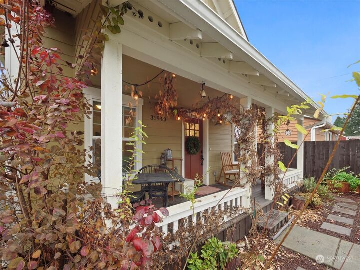 House for sale in Carnation 31948 E Blanche Street, Carnation, WA 98014