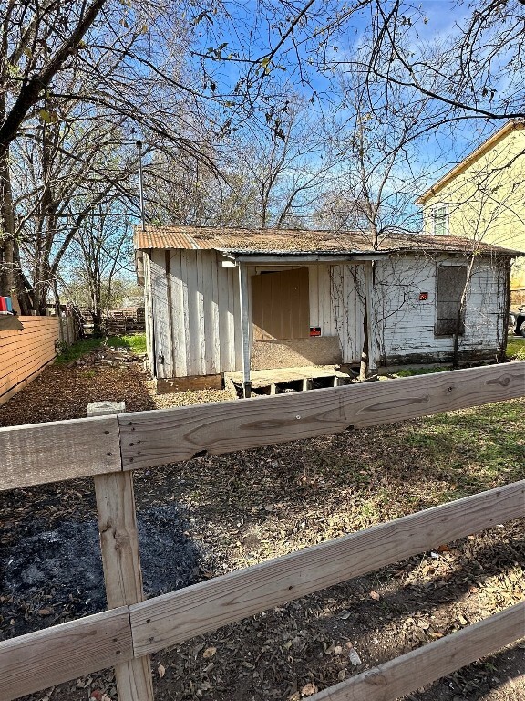 Property Photo: 114 Kimble Lane TX 78742