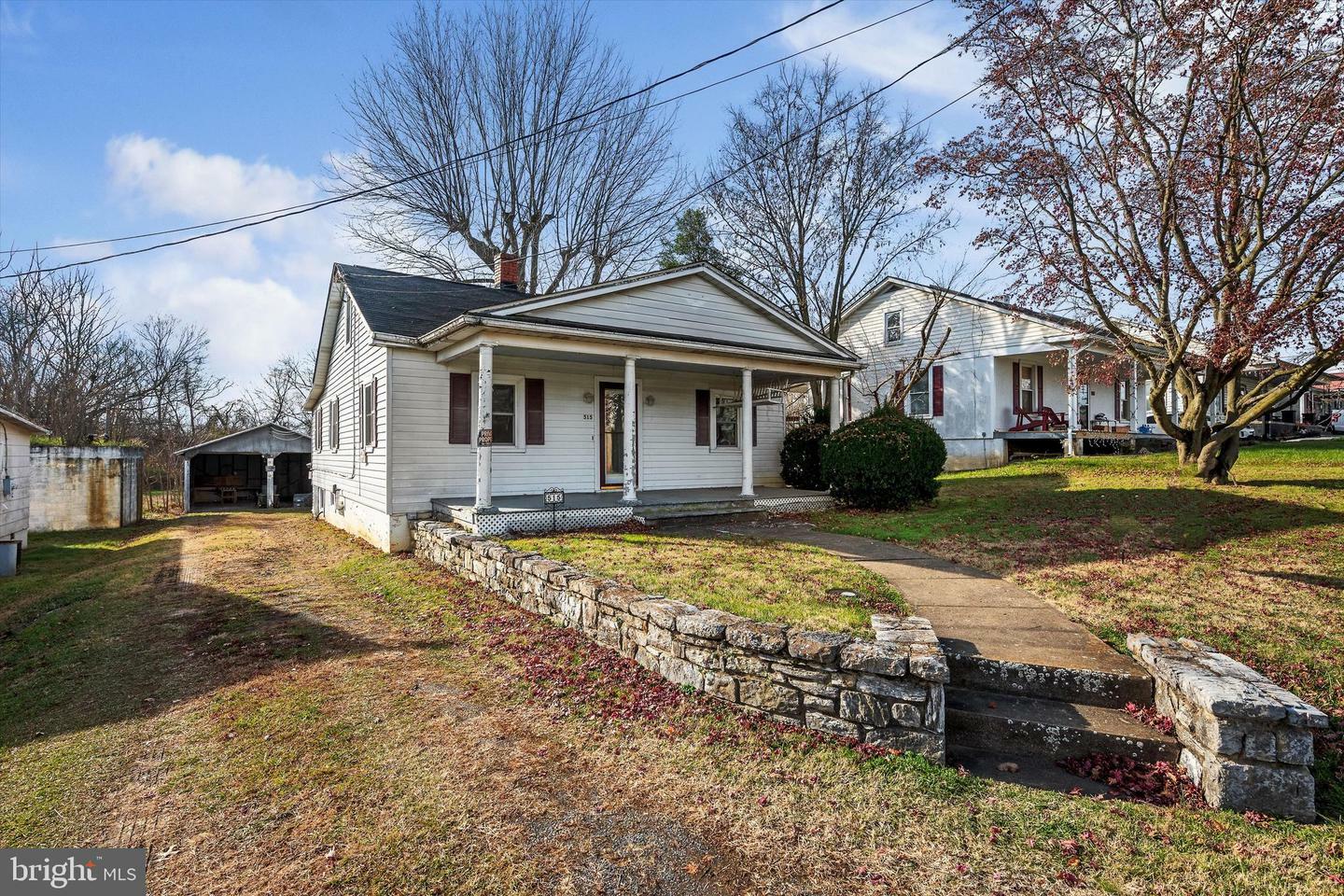 Property Photo:  515 E Main Street  VA 22611 