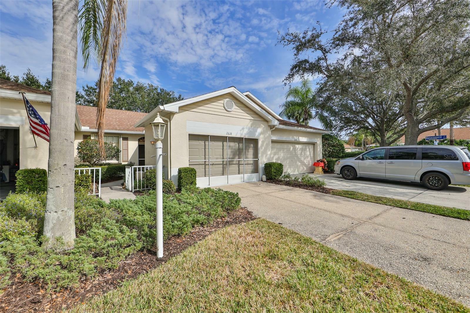 Property Photo:  2618 Newcomb Court  FL 33573 