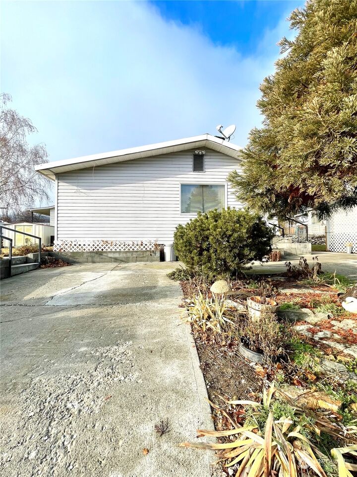 House for sale in Okanogan 936 4th Avenue S, Okanogan, WA 98840