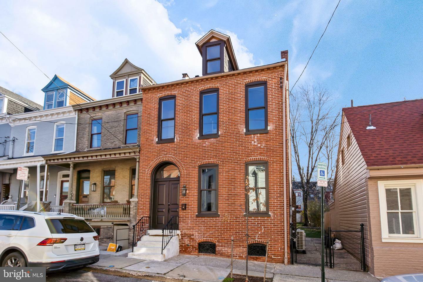 Property Photo:  107 Church Street  PA 17602 