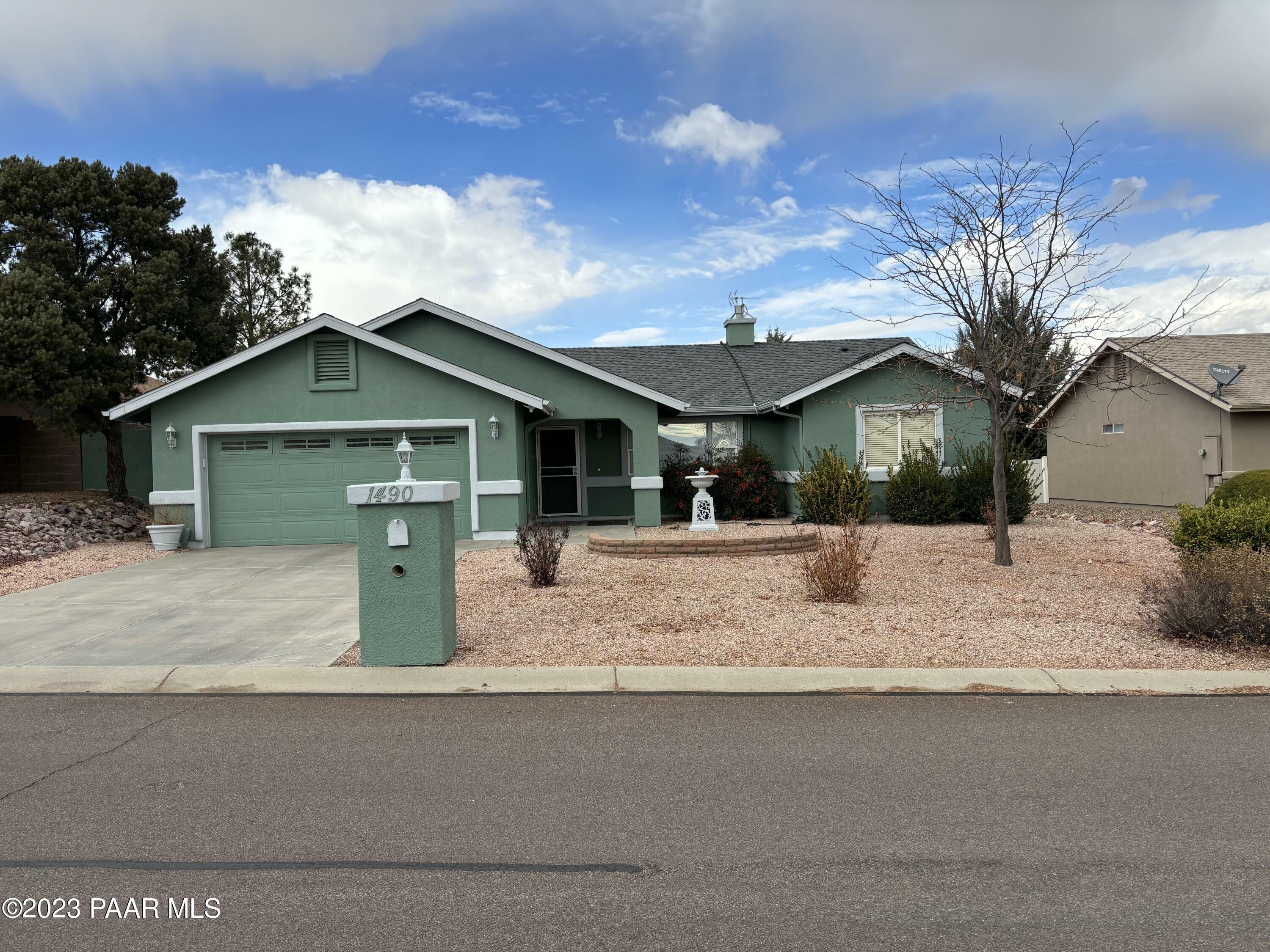 Property Photo:  1490 Magnolia Lane  AZ 86301 