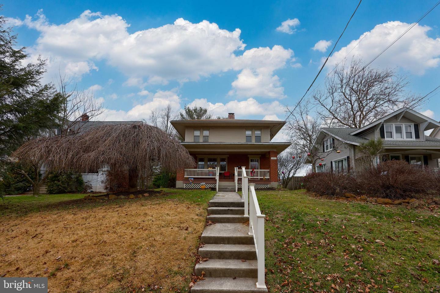 Property Photo:  251 E Areba Avenue  PA 17033 