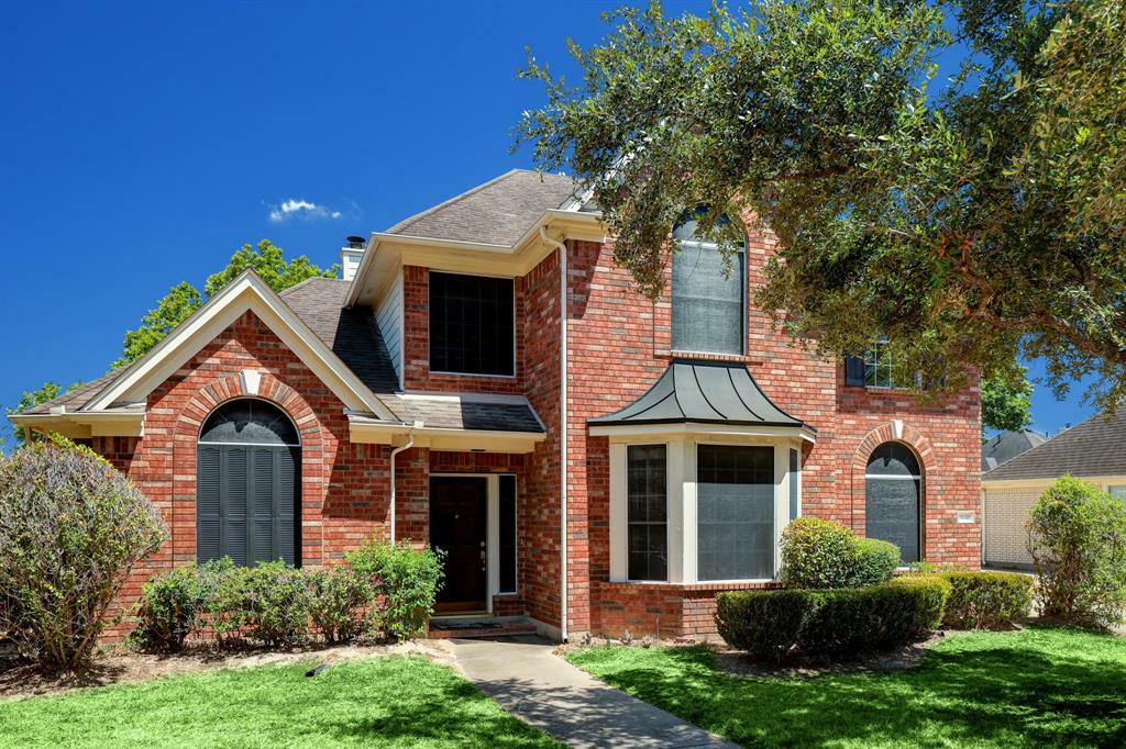 Property Photo:  19038 Woodglen Drive  TX 77084 