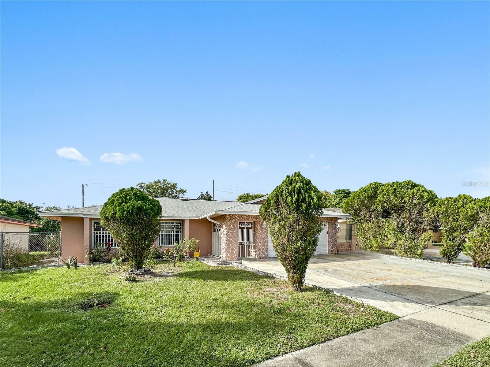 Property Photo: 5426 Chapparrel Drive FL 32839