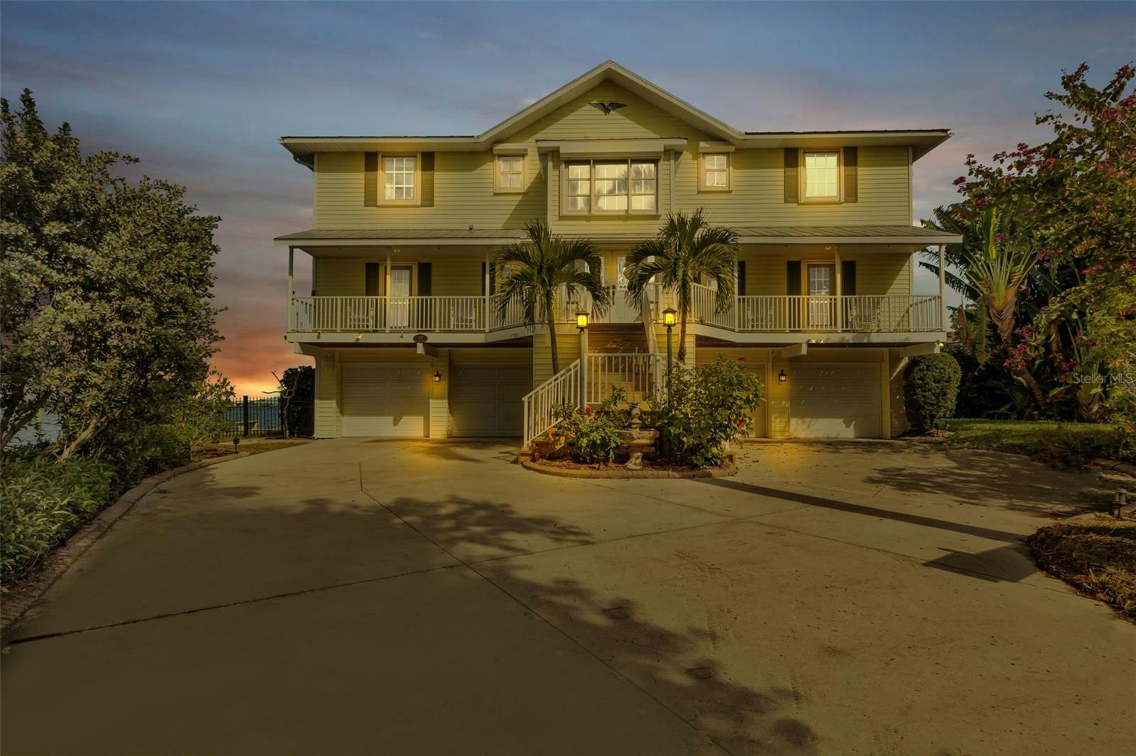 Property Photo: 300 Klispie Drive FL 33950