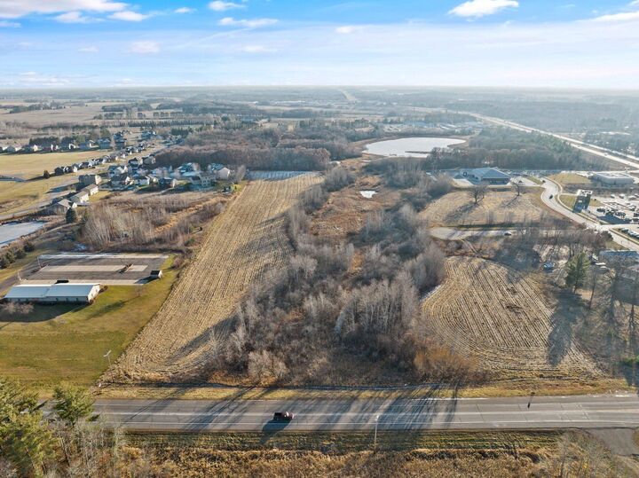 Property Photo:  702 Heritage Boulevard NE  MN 55040 