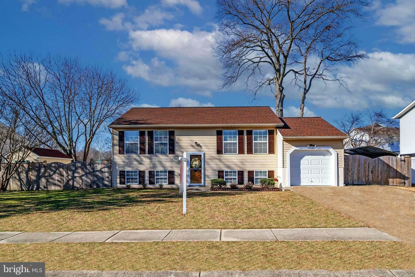 Property Photo:  8028 Mansion House Crossing  MD 21122 