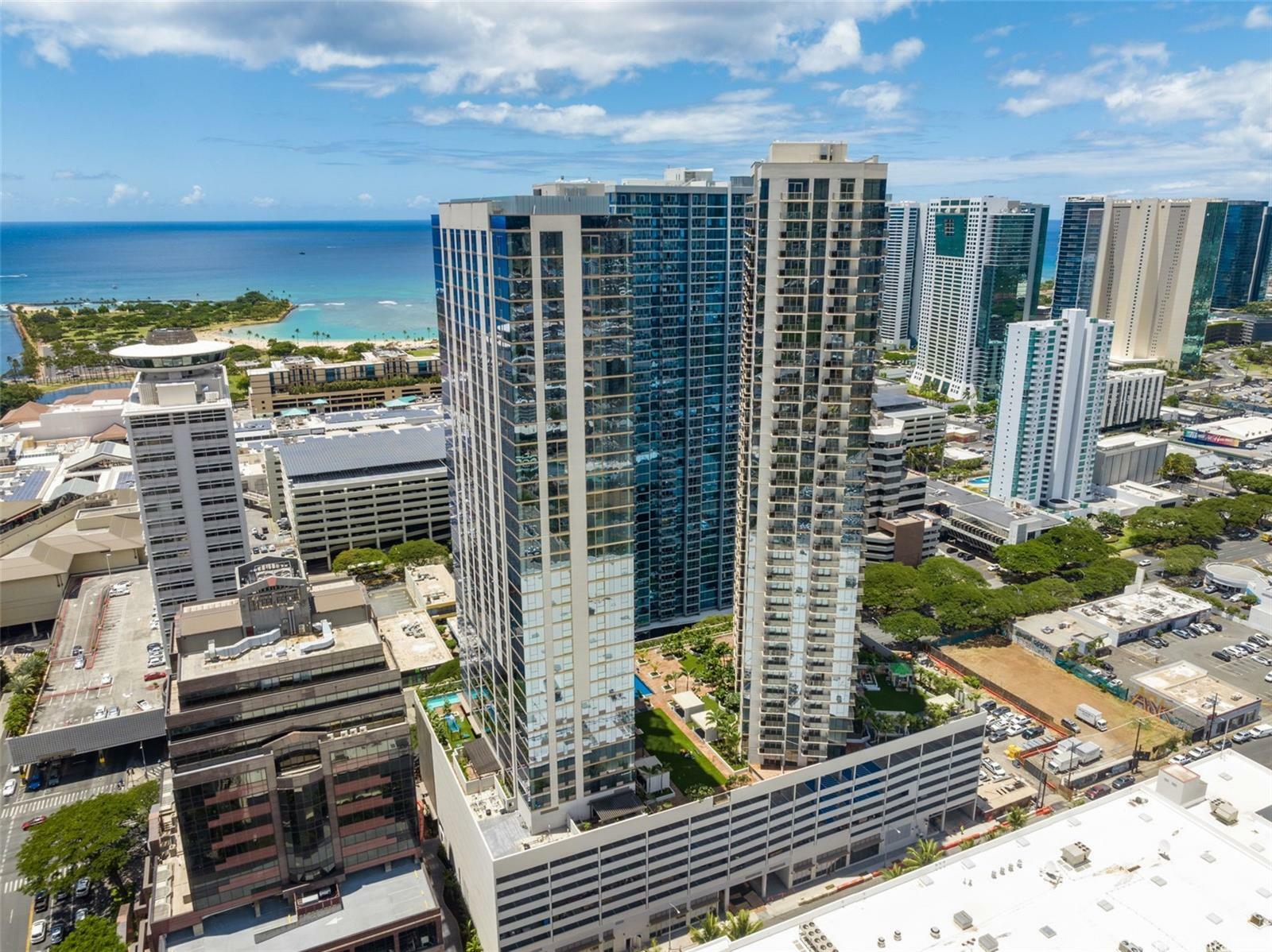 Property Photo:  1390 Kapiolani Boulevard 3707  HI 96814 