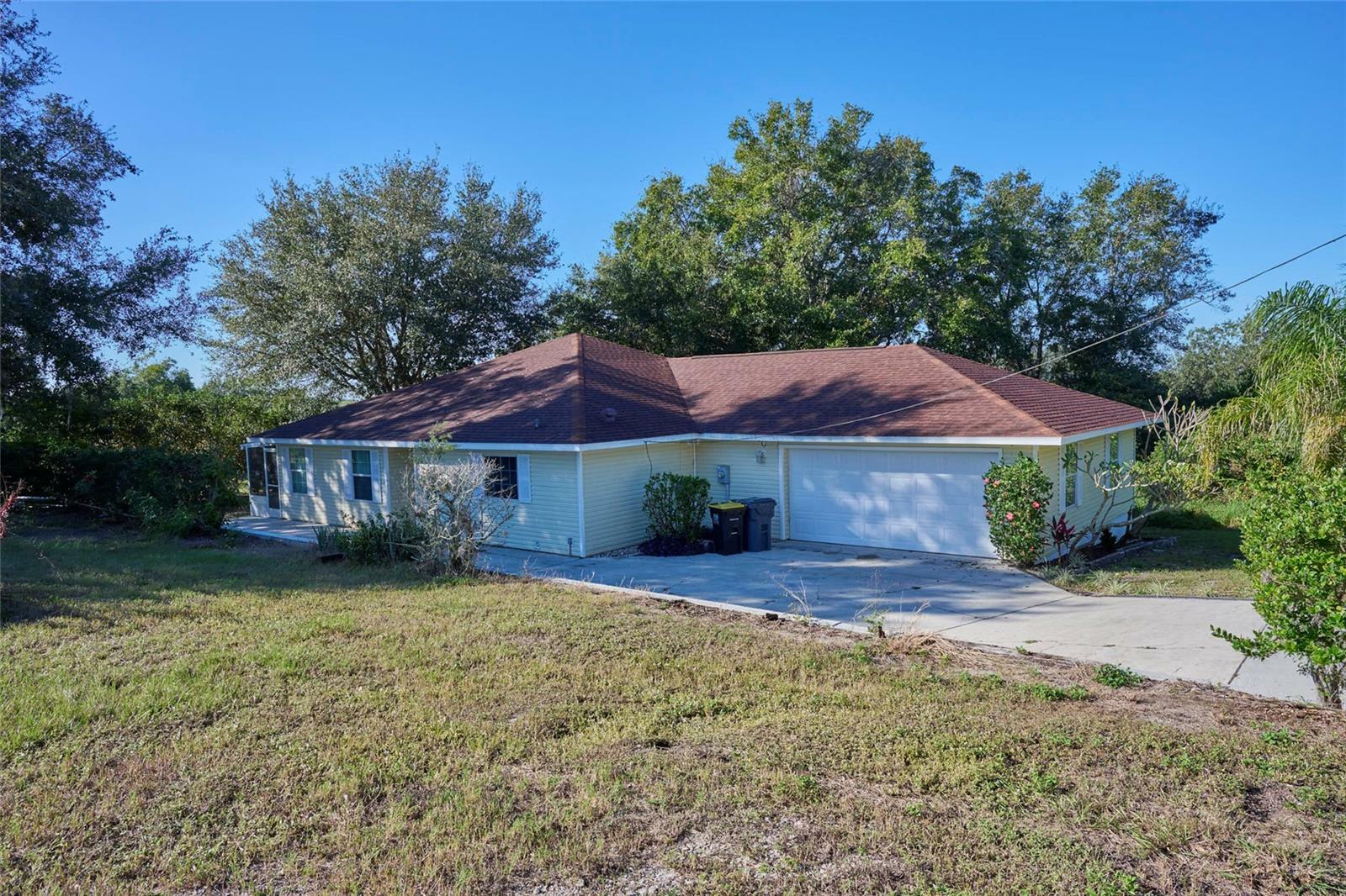 Property Photo: 1024 Sunset Trail FL 33827