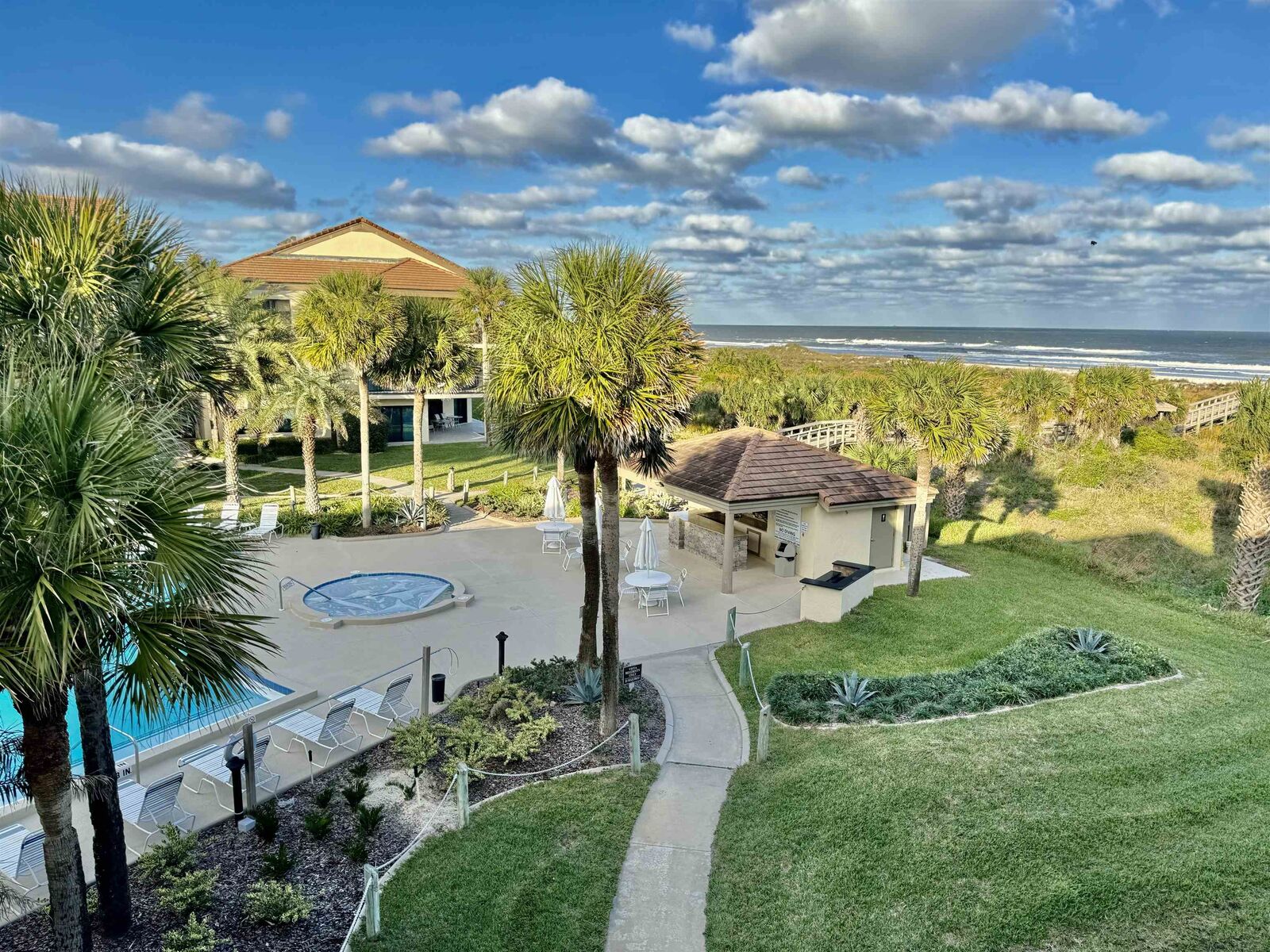 Property Photo: 305 Premiere Vista Way FL 32080