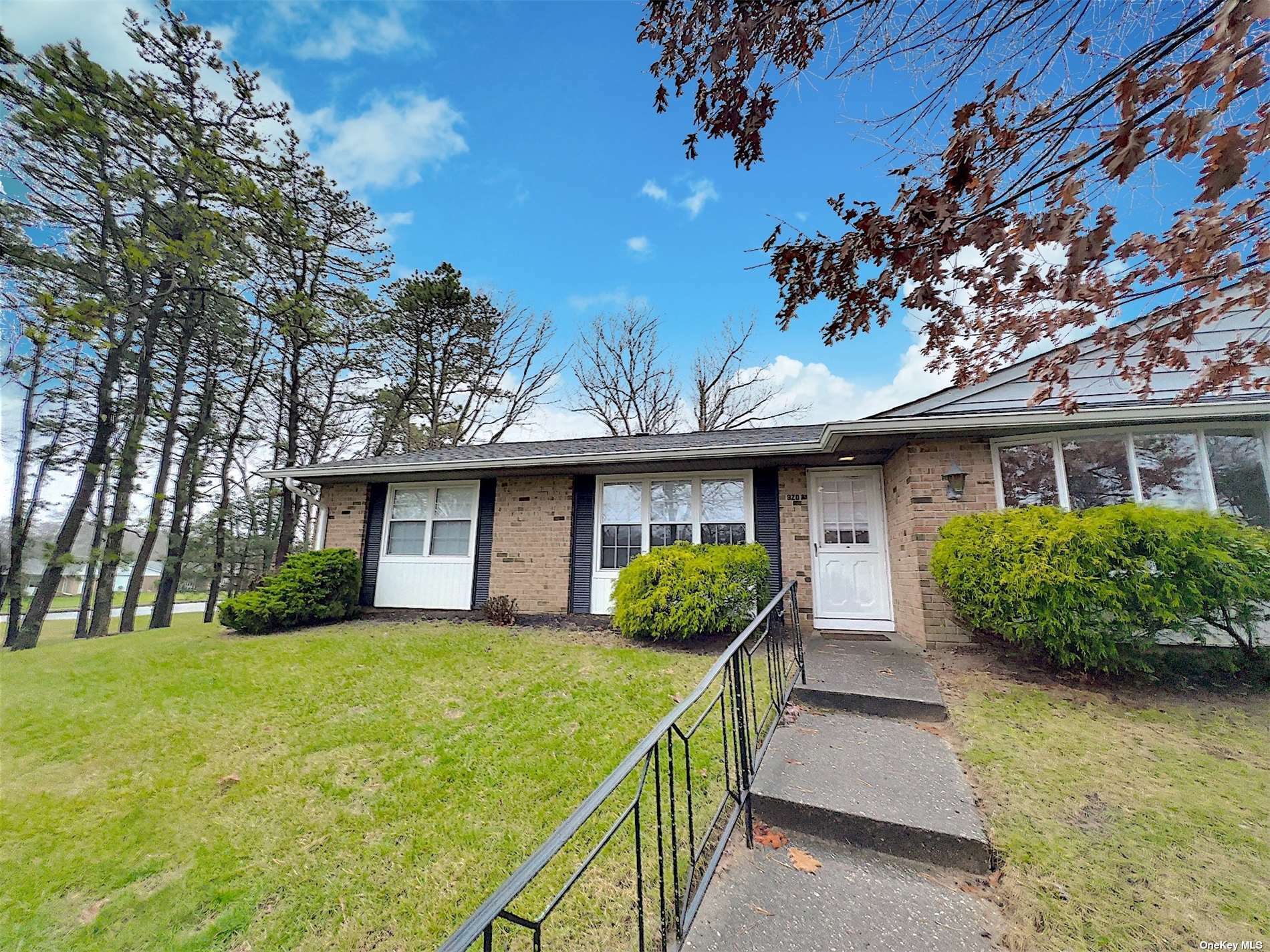 Property Photo:  320 Woodbridge Drive A  NY 11961 