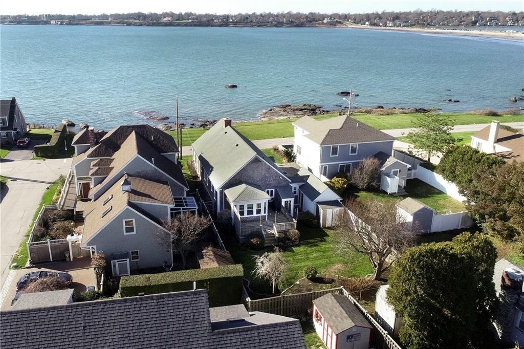 Property Photo:  112 Esplanade  RI 02842 