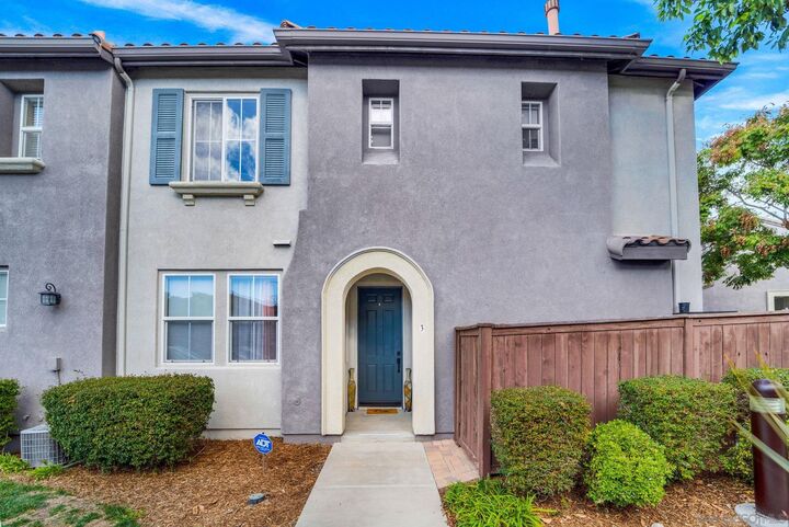 Property Photo: 2722 Castlehill Rd 3 CA 91915