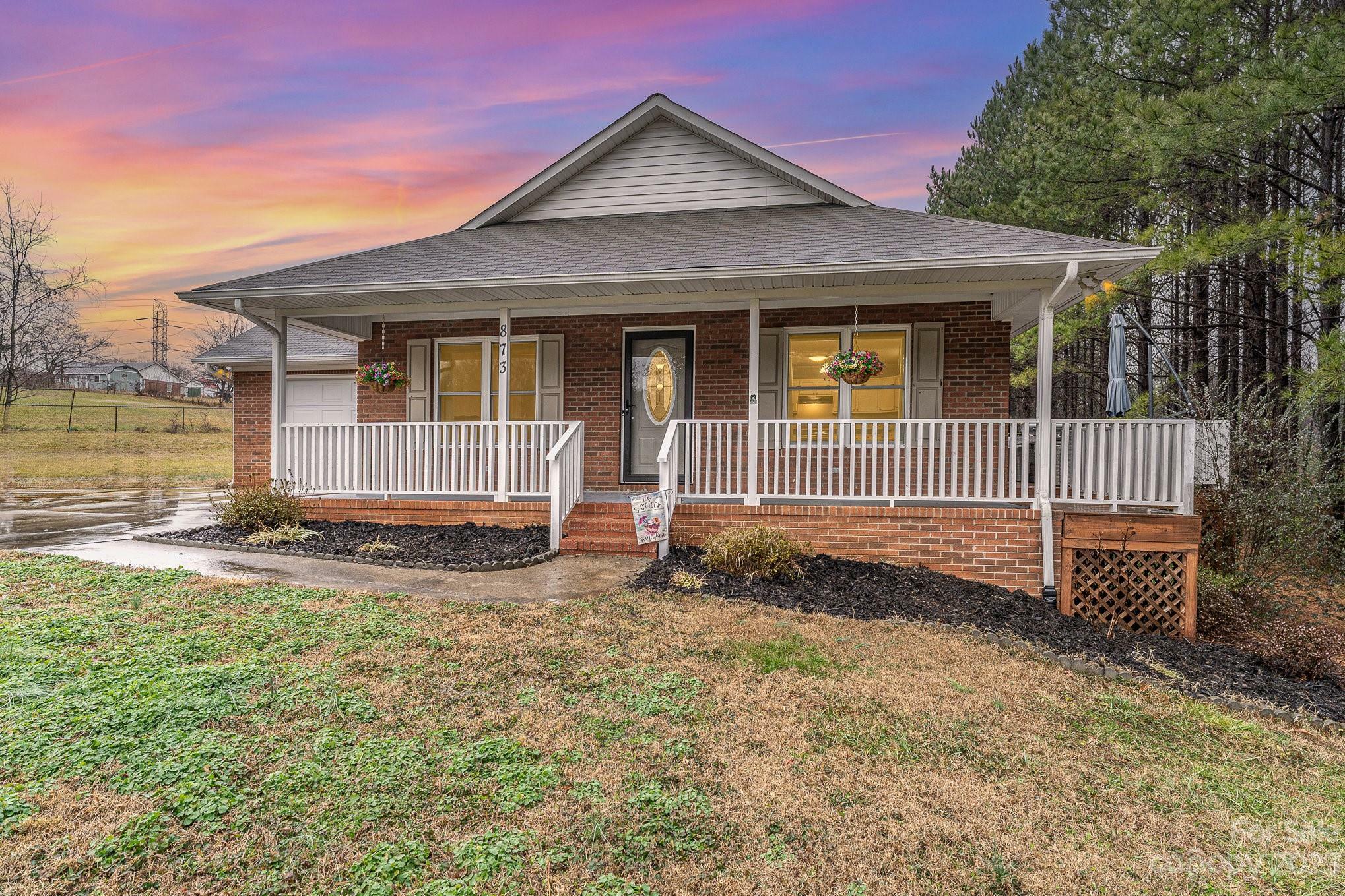 Property Photo: 873 Gladstone Road NC 27028