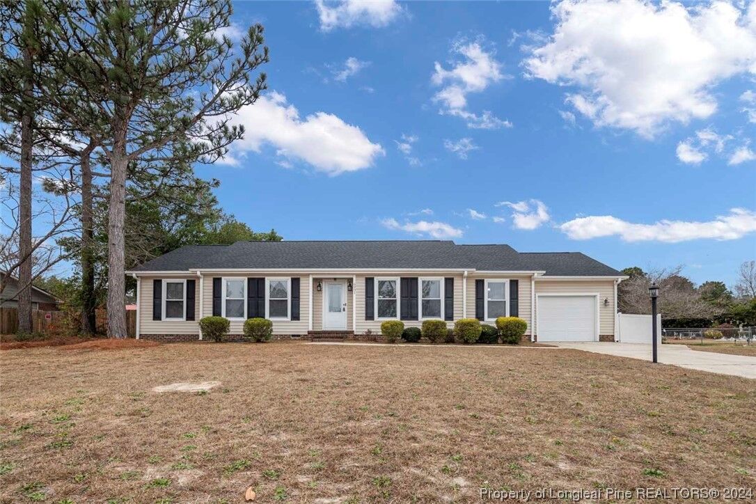 Property Photo: 6931 Wickersham Drive NC 28314