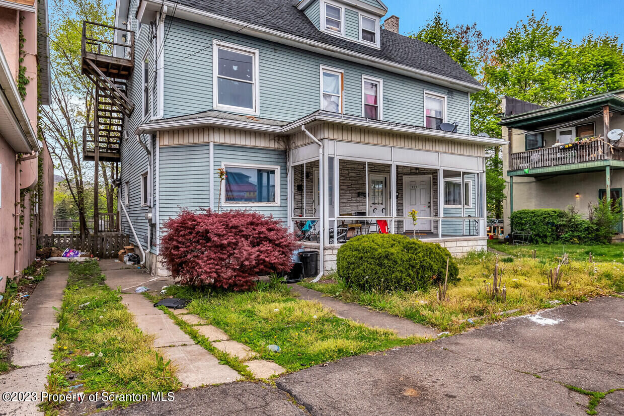 Property Photo:  1821-1823 Brick Avenue  PA 18508 