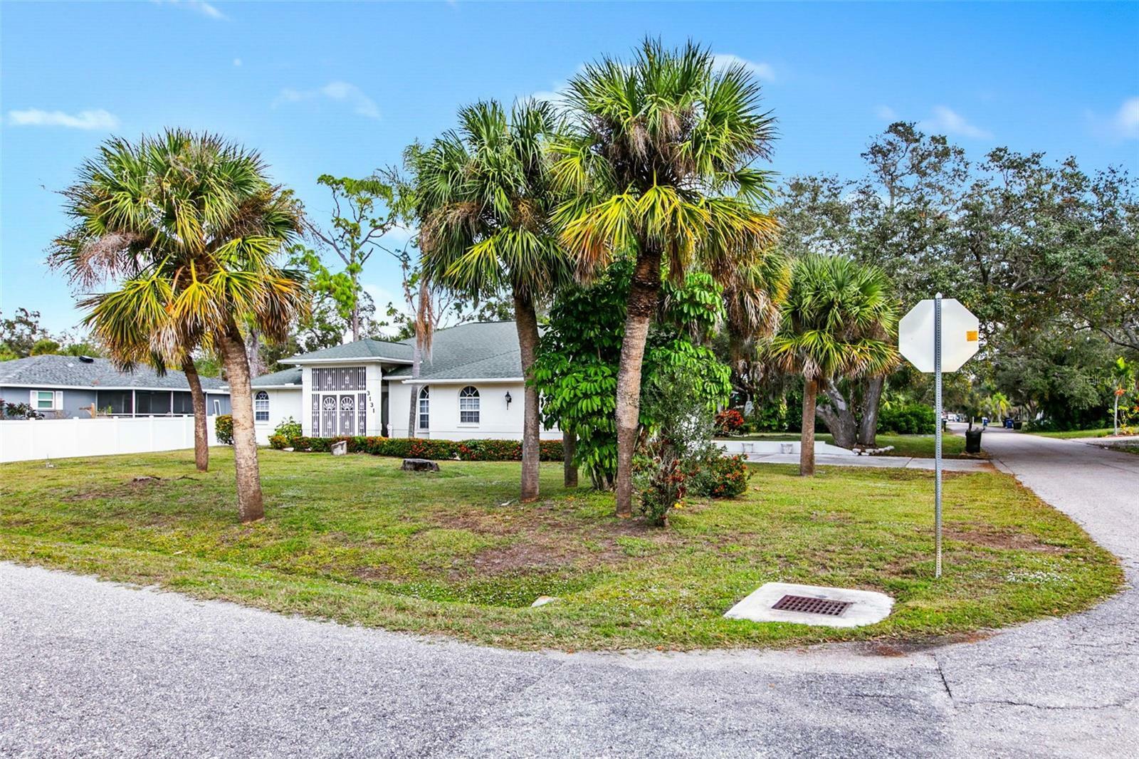 Property Photo:  3131 Quincy Road  FL 34293 