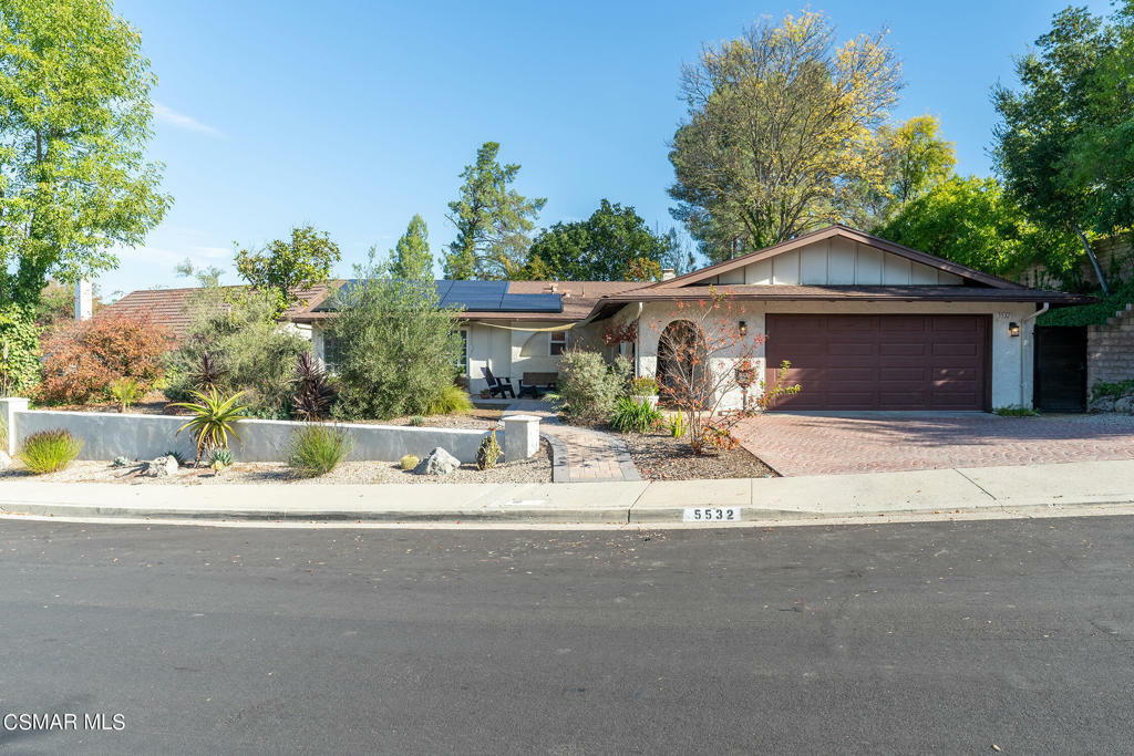 Property Photo:  5532 Gladehollow Court  CA 91301 