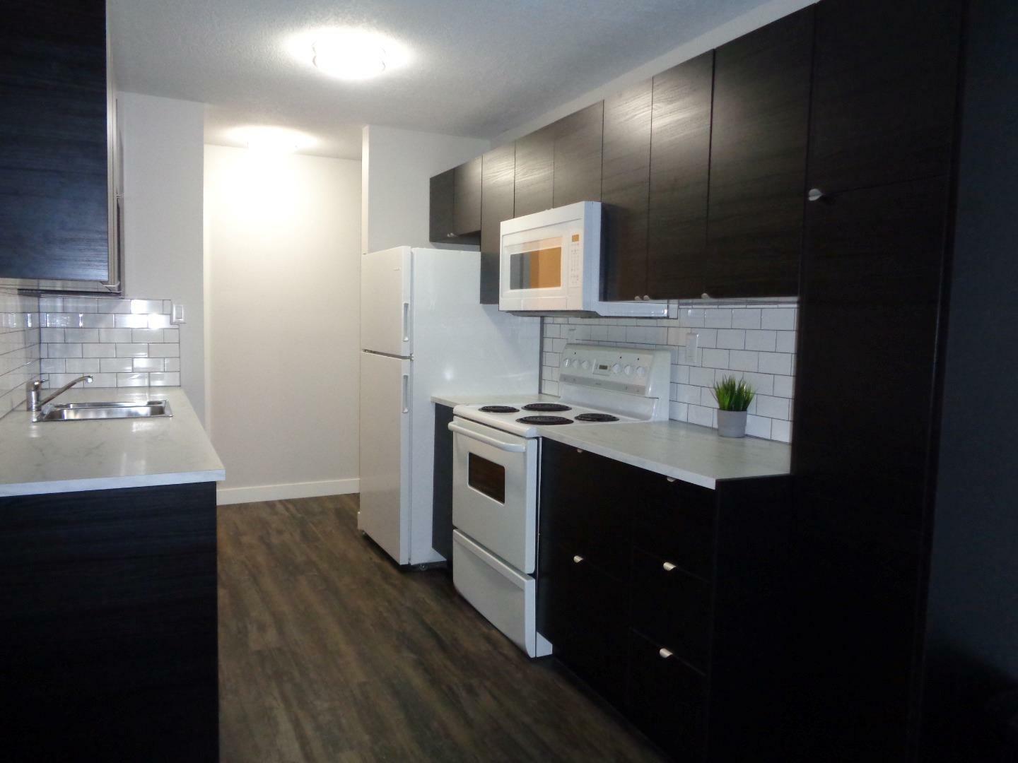 Photo de la propriété: 5611 10 Avenue 217A AB T7E 1R4