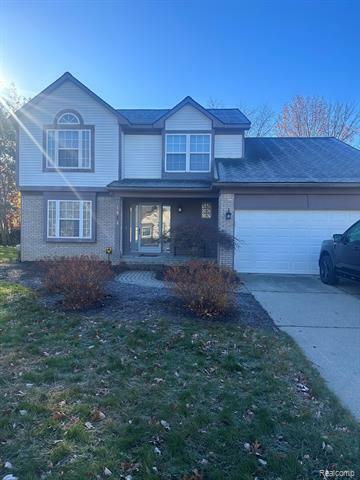 Property Photo:  1864 Heron View Drive  MI 48324 