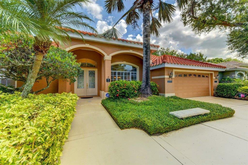 Property Photo:  4923 Old Oakleaf Drive  FL 34233 