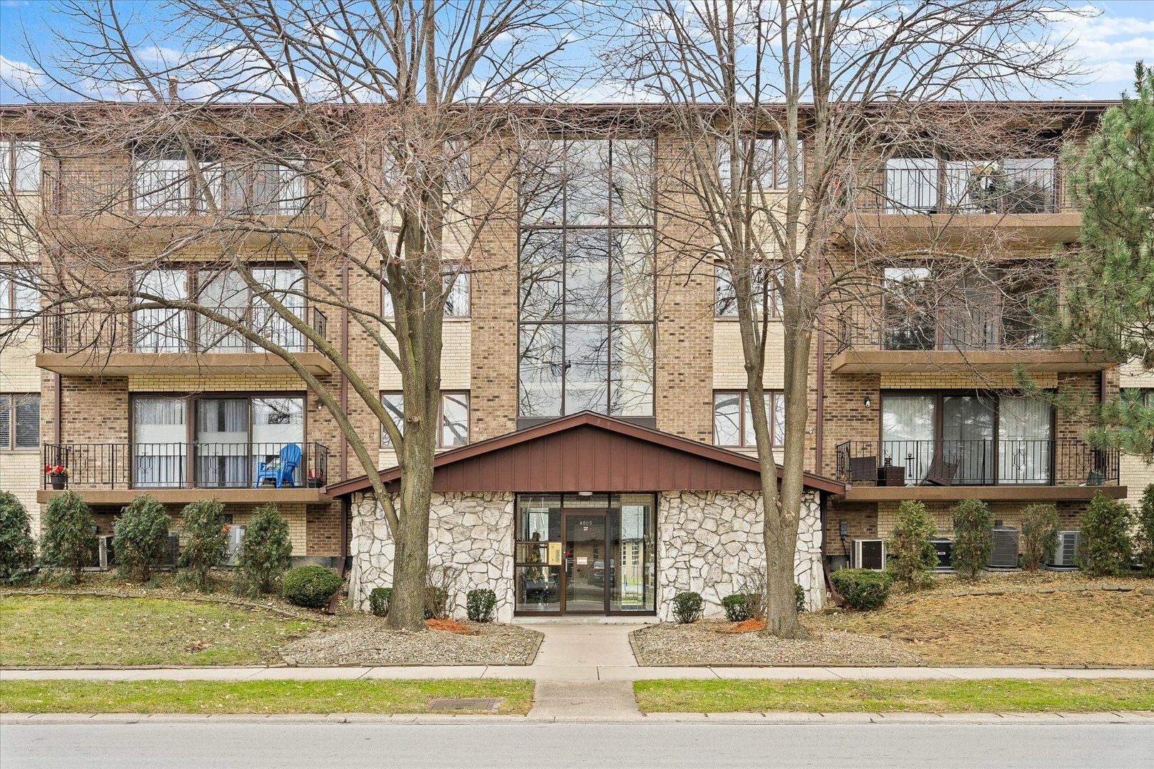 Property Photo: 4005 W 93rd Street 3B IL 60453