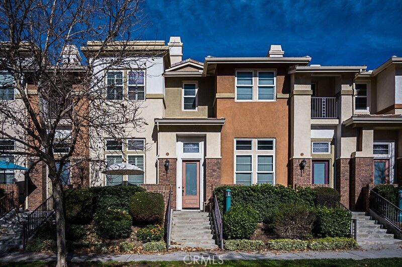 Property Photo:  605 W 1st Street 112  CA 91711 