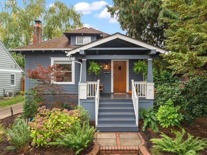 3012 NE Hoyt St  Portland OR 97232 photo