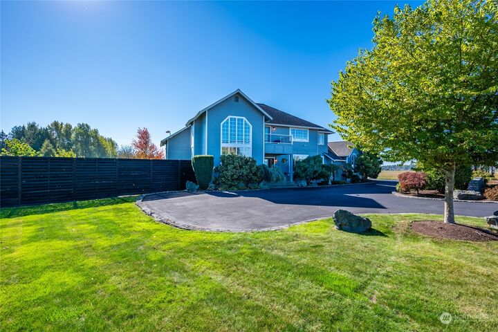 4 bed Burlington home for sale 16496 Peterson Road, Burlington, WA 98233
