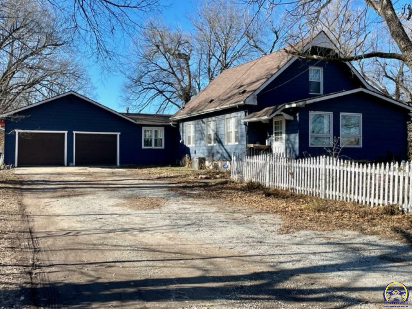 Property Photo:  431 SE Baldwin Rd  KS 66607 