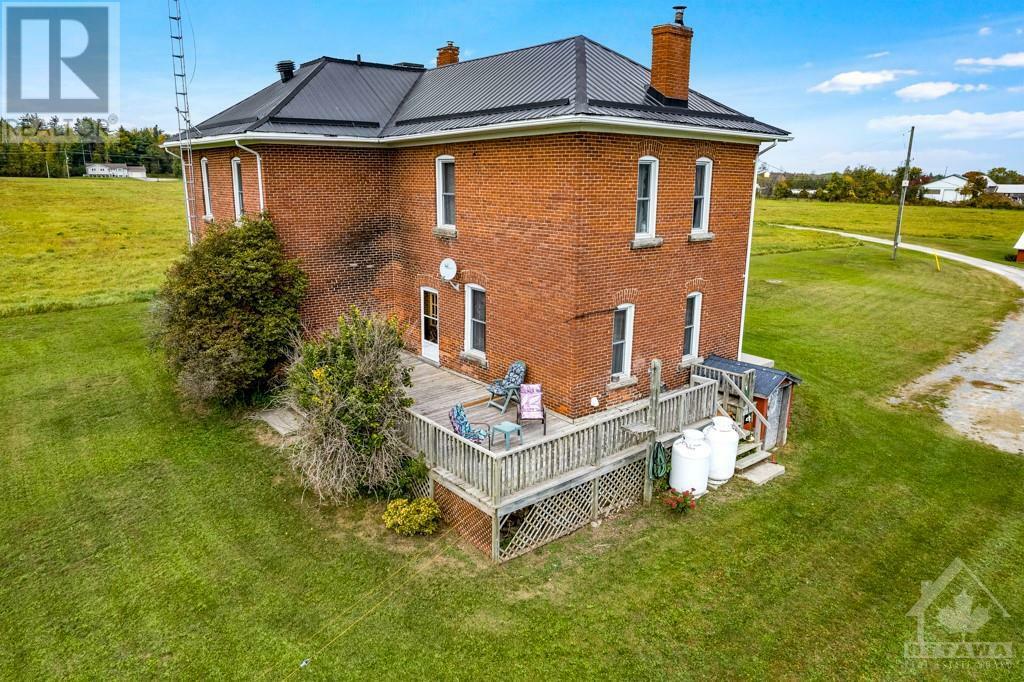 Property Photo:  723 Stanley Road  ON K7H 3C5 