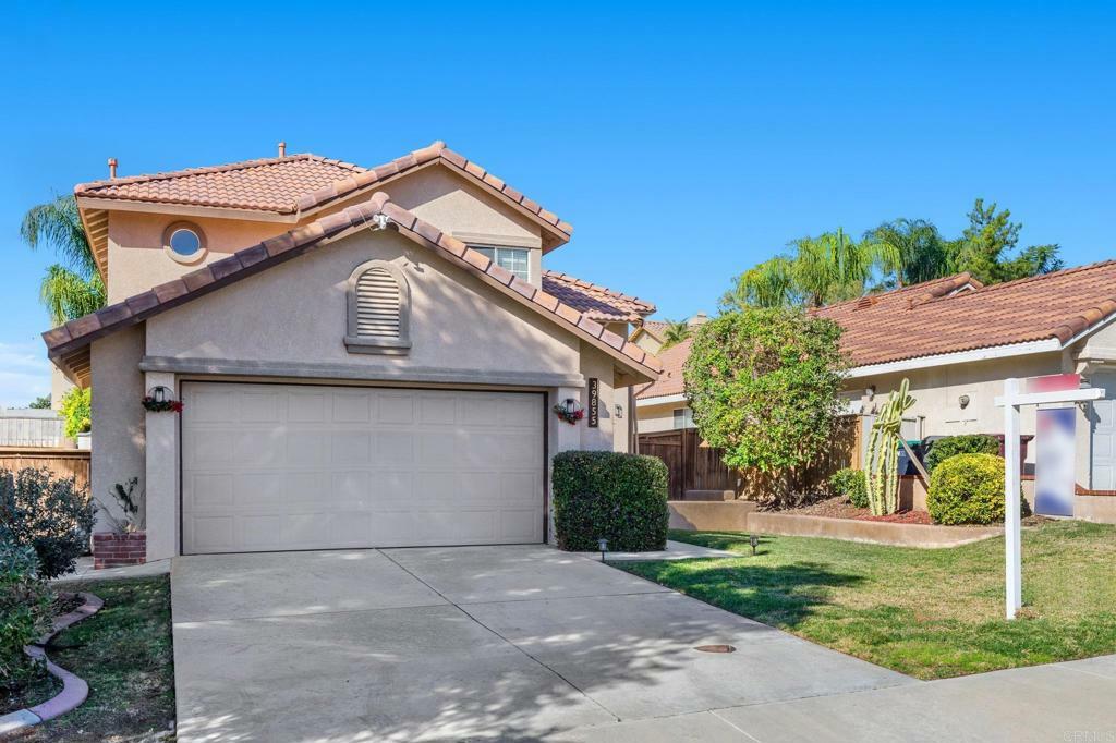 Property Photo:  39855 Tanager Trail  CA 92562 