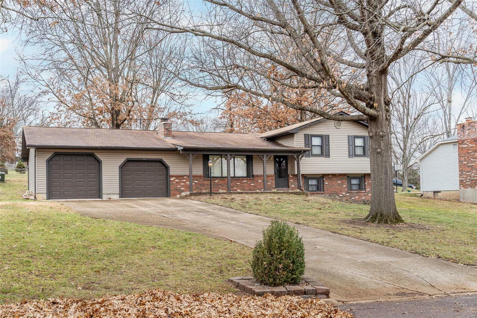 Property Photo:  9 Dogwood Drive  MO 63077 