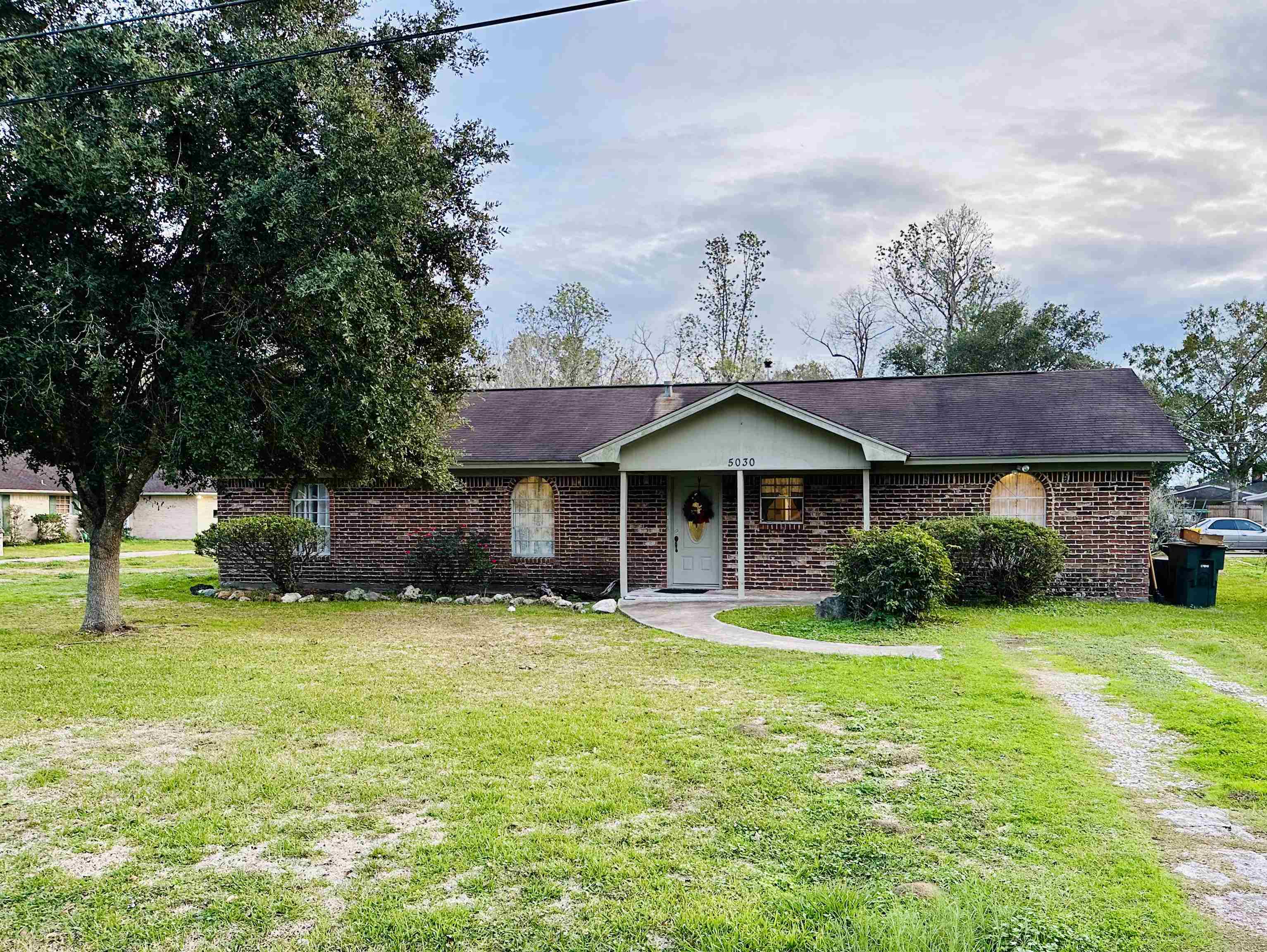 Property Photo:  5030 Shelley Dr  TX 77705 