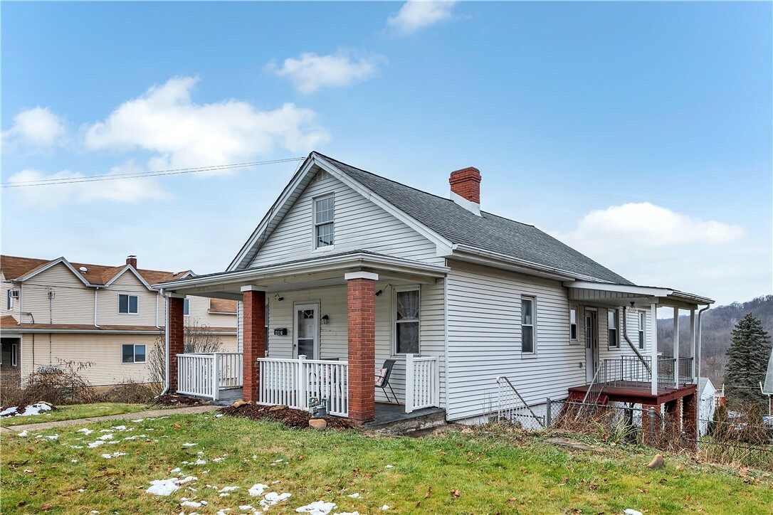 Property Photo: 687 6th Street PA 15085