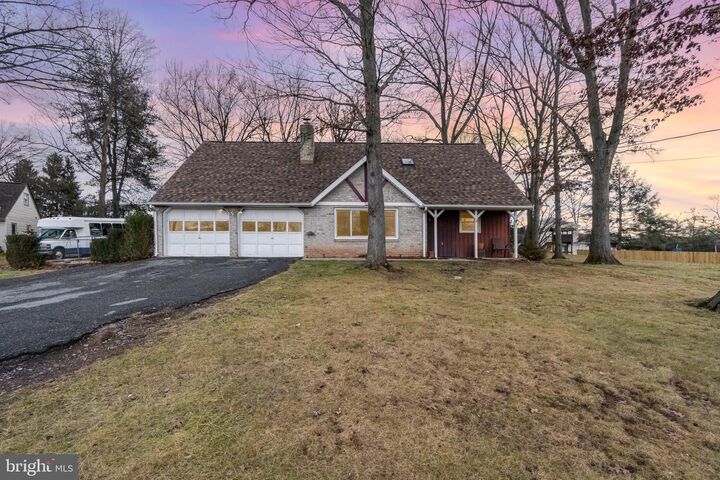 50 Bunker Lane  Etters PA 17319 photo