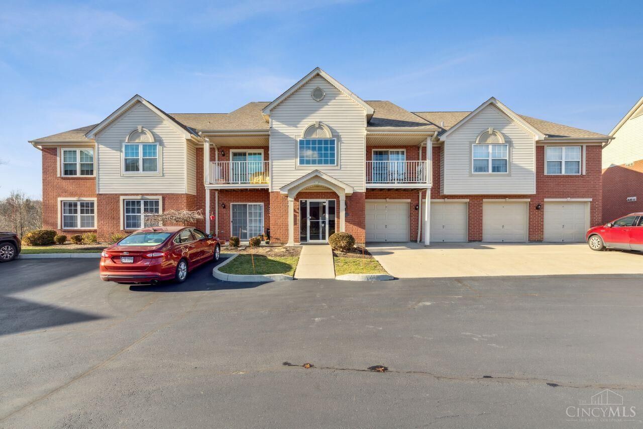 Property Photo:  3960 Olde Savannah Drive  OH 45247